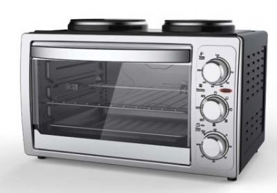 Electrical oven with double hot plates